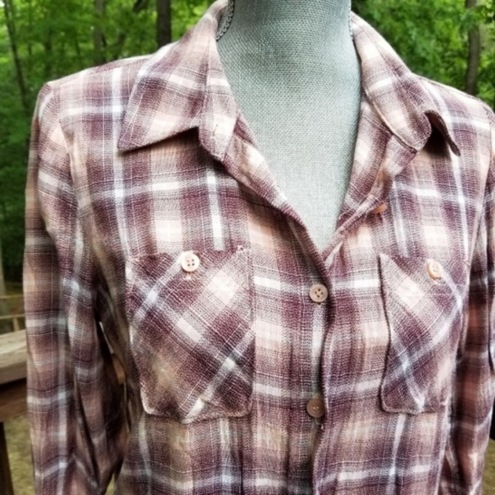 Bcbgeneration Plaid Button Down Small - image 5